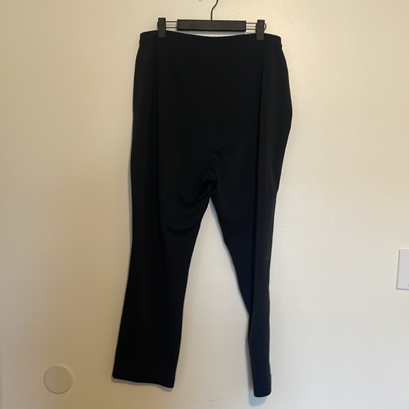 Avenue | Black Petite High Rise Leggings - Picture 2 of 5